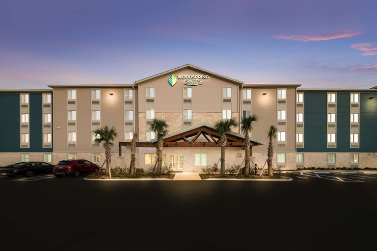 Exterior & Views 2, WoodSpring Suites Wesley Chapel-Tampa, Pasco
