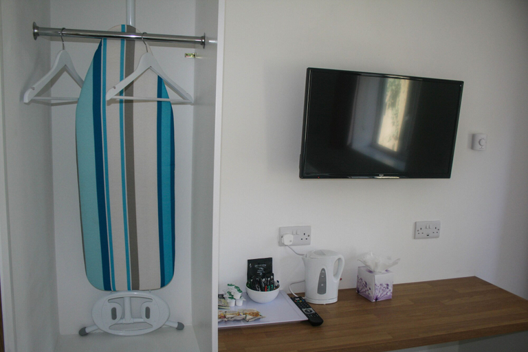 Others 4, Bex Rooms, West Sussex
