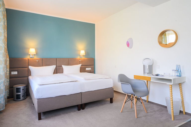 Bedroom 3, Hotel Kaspar, Rhein-Sieg-Kreis