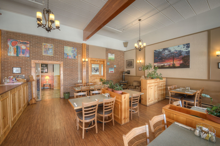 Food & Drinks 5, Claymore inn & Suites, Antigonish