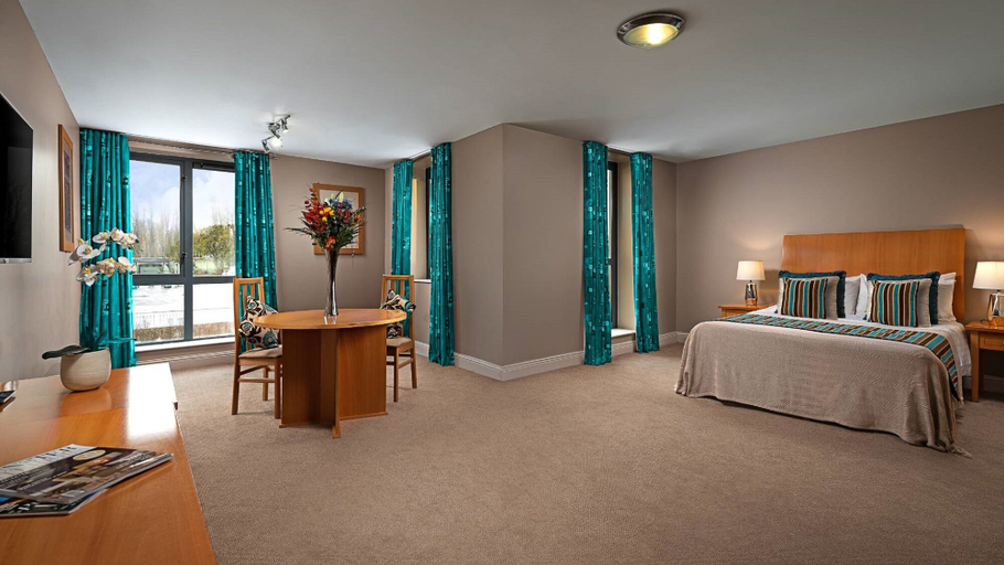 Bedroom 3, Great National South Court Hotel