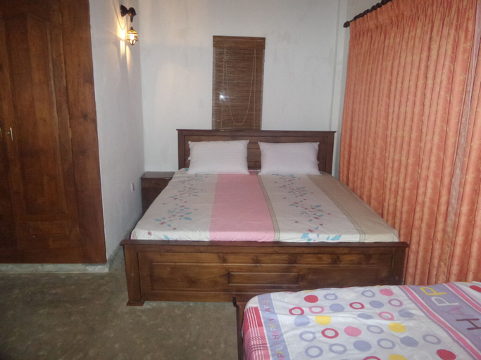 Bedroom 3, CoCoWorld Bungalow, Panduwasnuwara