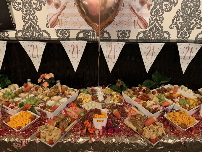 Food & Drinks 5, The Butterfly Hotel - Group Weekends, Blackpool