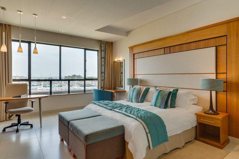 Bedroom 3, BON Hotel Waterfront Richards Bay, Uthungulu
