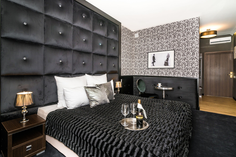 Bedroom 2, Hotel Luxor, Lublin