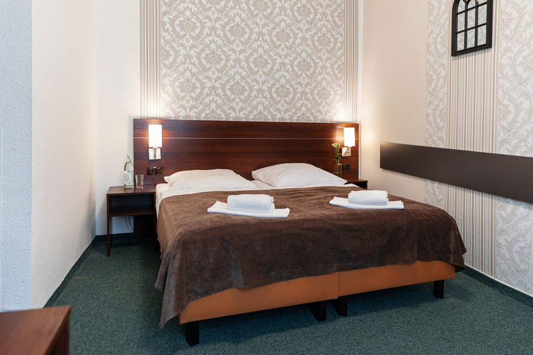 Bedroom 4, Hotel Polonia - Frankfurt-Oder, Frankfurt (Oder)