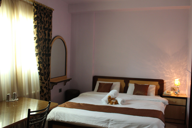 Bedroom 4, Arab Tower Hotel, Amman
