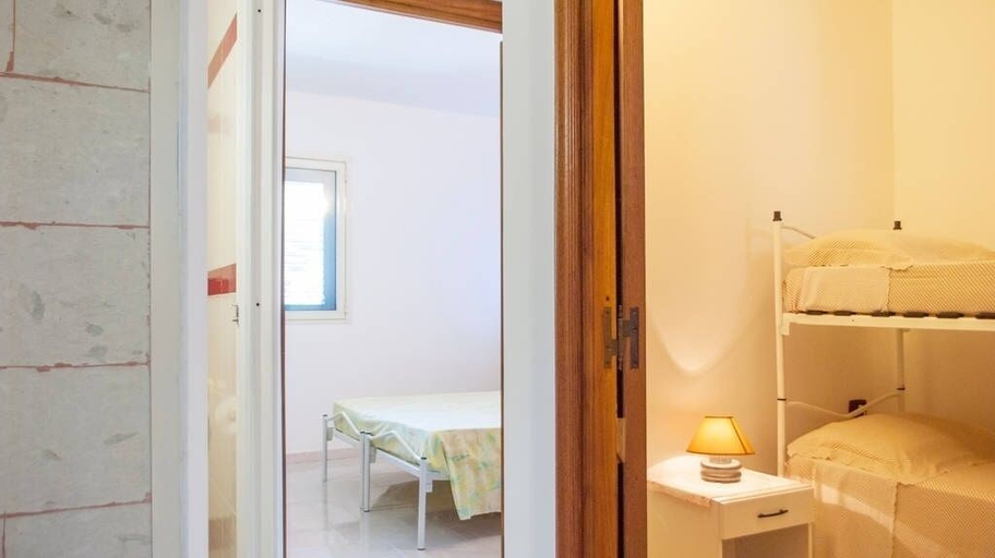 Bathroom 3, Residence Atenaion, Lecce
