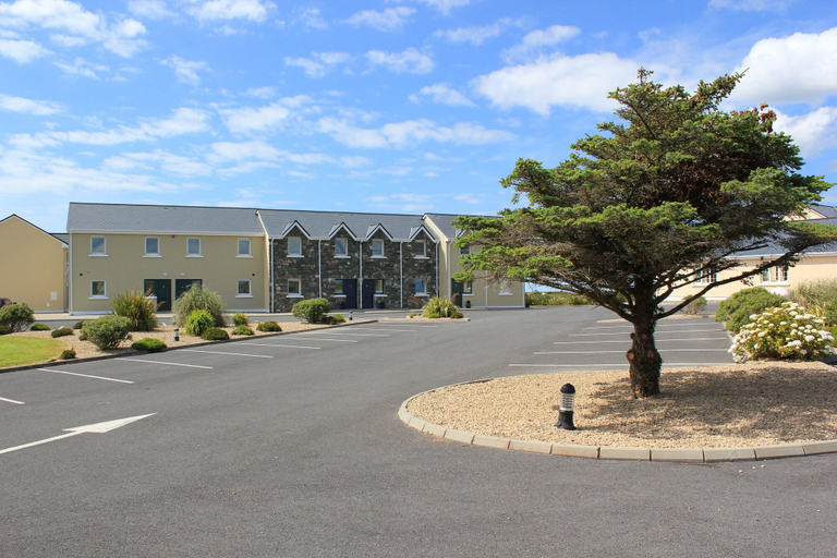 Exterior & Views 2, Connemara Sands Beach Hotel & Spa