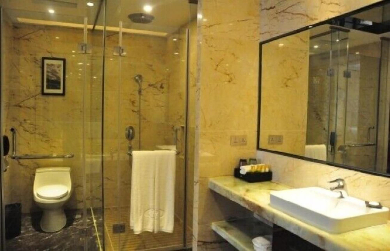 Bathroom 5, Eurasia Convention International Hotel, Wuhan