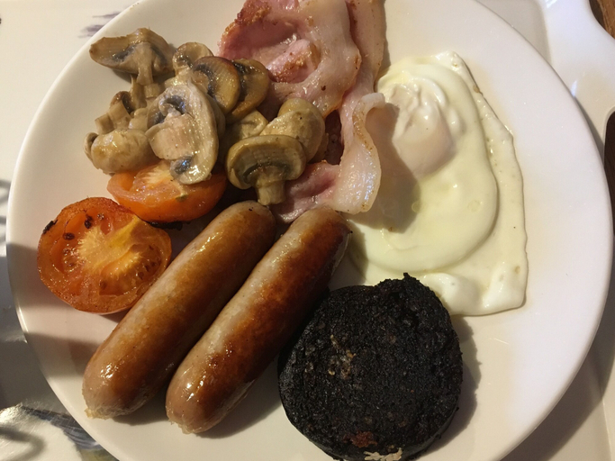 Food & Drinks 5, The Sportsmans Lodge, Anglesey