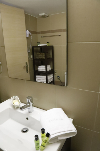 Bathroom 3, Gazi Boutique Apartment 1, Attica