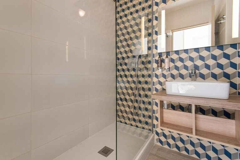 Bathroom 4, Best Western Plus Hotel Canet-Plage, Pyrénées-Orientales