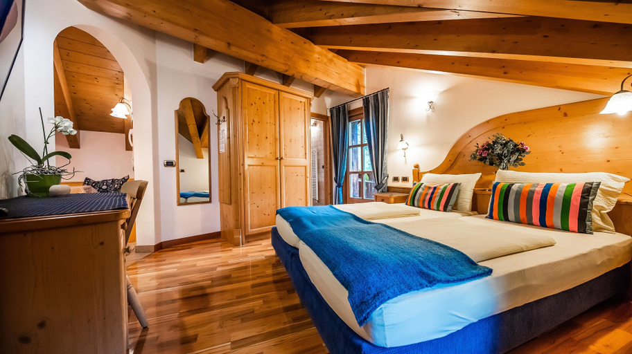 Bedroom 4, Chalet Mottolino, Sondrio