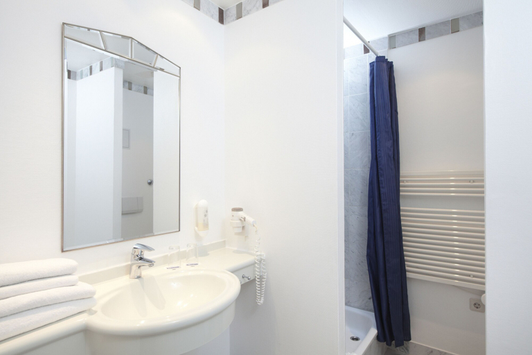 Bathroom 4, Meeressterne Hotel Residenz in Heringsdorf, Vorpommern-Greifswald
