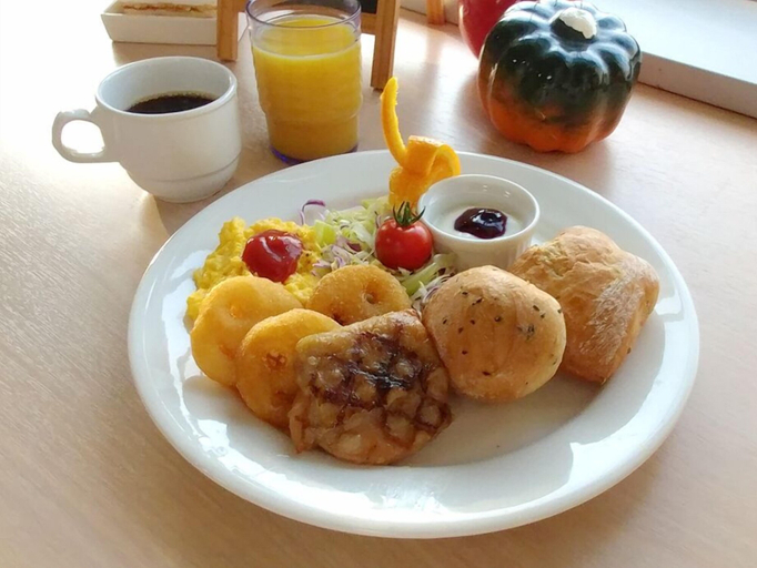 Food & Drinks 5, Shin-Osaka Youth Hostel, Osaka