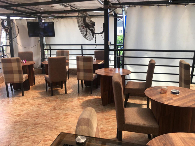 Food & Drinks 4, Momak 5 Hotel and Suites, Eti-Osa