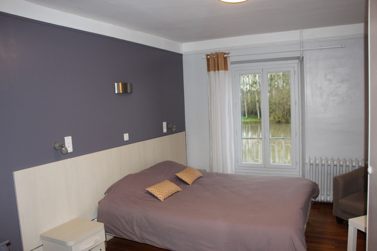 Bedroom 5, Village Vacances La Vallée de l'Yonne, Yonne