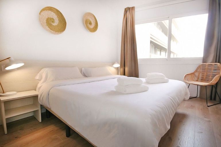 Bedroom 4, Apartamentos Venecia, Girona