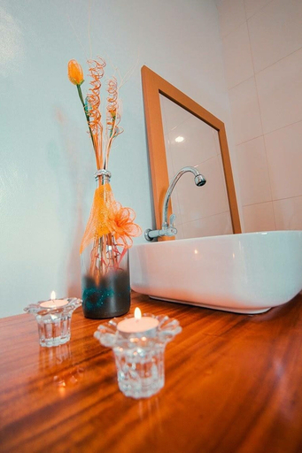 Bathroom 5, Kingswick Residences and Lodge, Dumaguete City