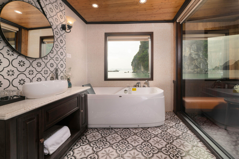 Bathroom 5, Victory Star Cruise, Hạ Long