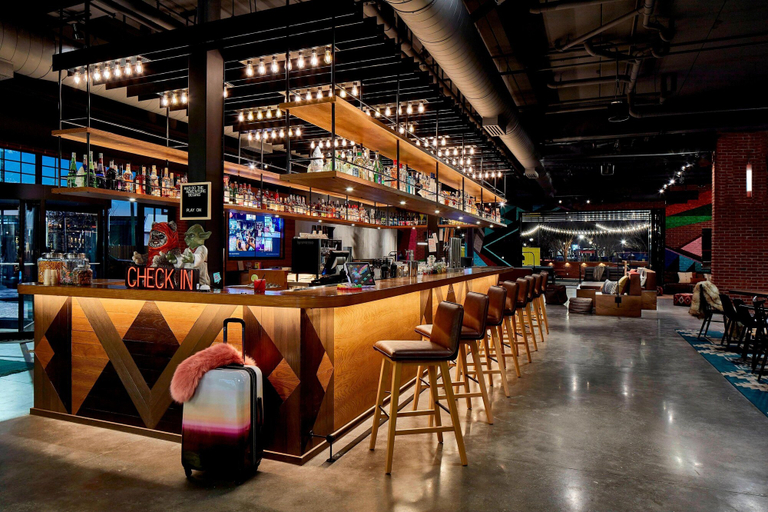 Food & Drinks 5, Moxy Chattanooga Downtown, Hamilton