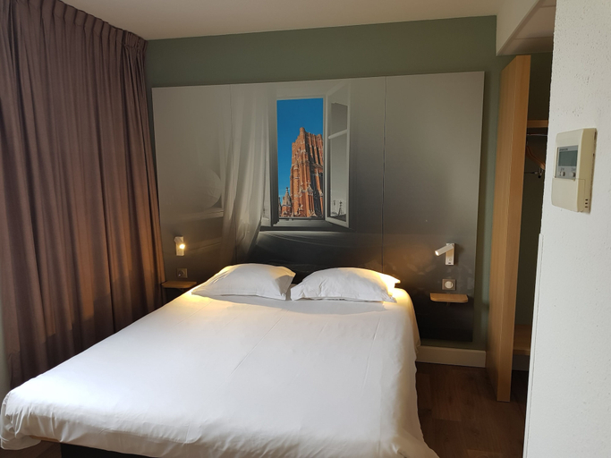 Bedroom 3, B&B HOTEL Béthune Bruay-la-Buissière, Pas-de-Calais