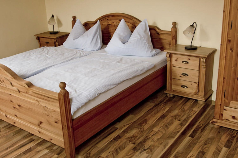 Bedroom 4, Friedrichshof Restaurant & Pension, Saale-Holzland-Kreis