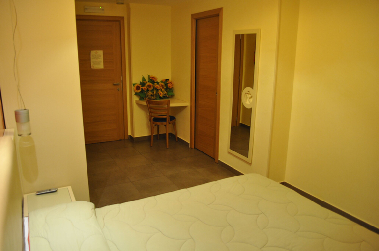 Bedroom 3, Aer Hotel Phelipe, Catanzaro