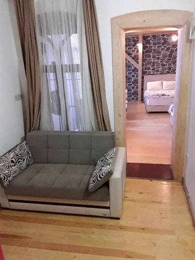 Others 5, Taksimparis Apartments, Beyoğlu