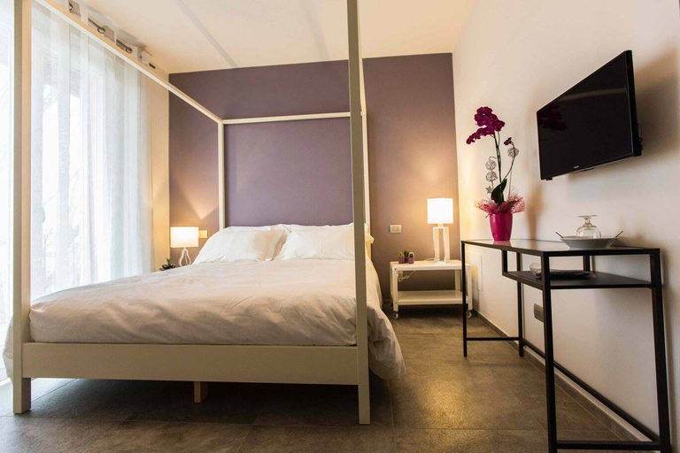 Bedroom 2, B&B Cascina Belmonte, Cuneo