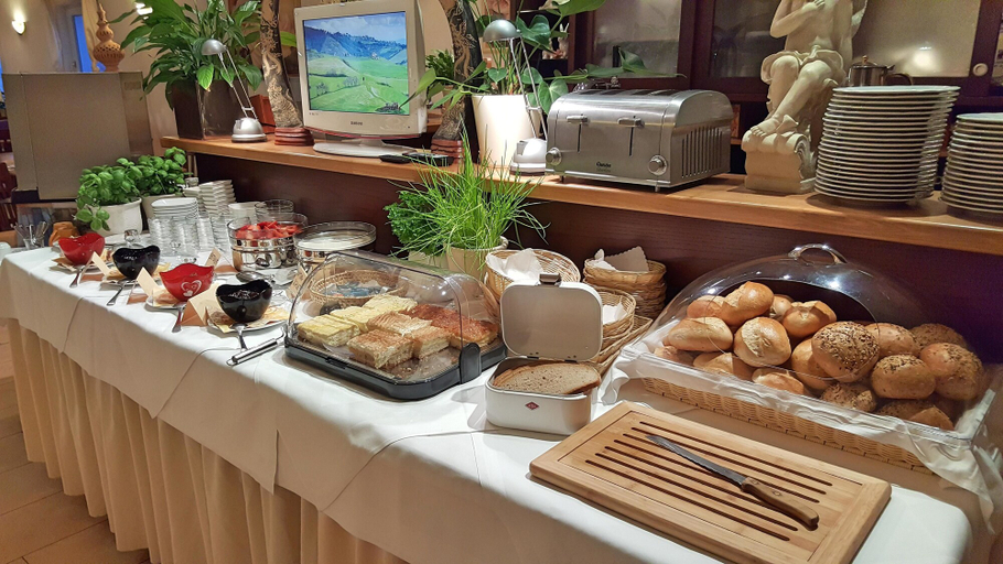 Food & Drinks 5, Landgasthaus Hotel Bonn, Kassel