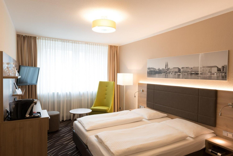 Bedroom 2, Heikotel - Hotel Stadtpark Residenz, Hamburg