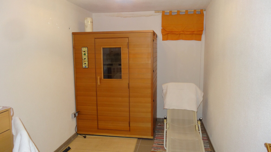 Bedroom 3, Chalet s'Tyrolia, Imst
