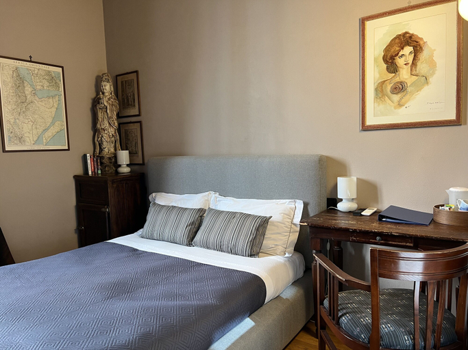 Bedroom 2, A Casa di Paola Suite B&B, Ravenna