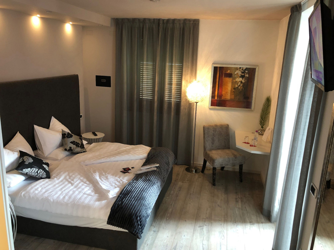 Bedroom 4, Relais Villa Quercia, Trento