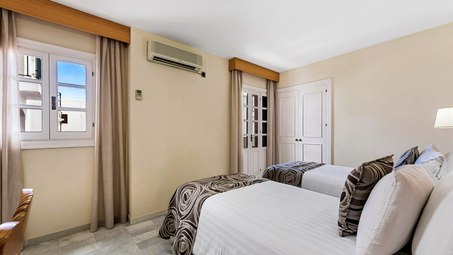 Bedroom 3, Macdonald Villacana Club Resort, Málaga