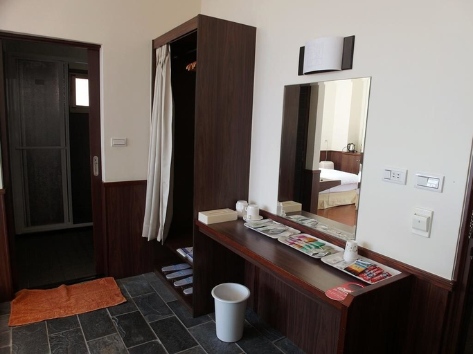 Bathroom 5, Tea Cloud Guest House, Chiayi County