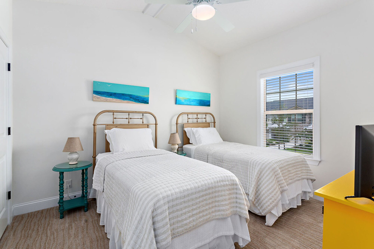 Bedroom 2, 601 Mariners Circle by Hodnett Cooper, Glynn