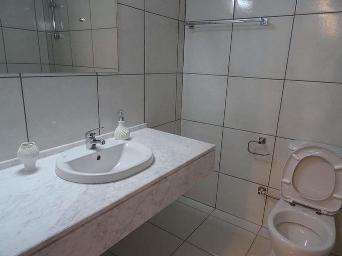 Bathroom, Cosmos Apartments, South Aegean