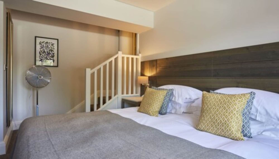 Bedroom 3, The Swan at Streatley, West Berkshire