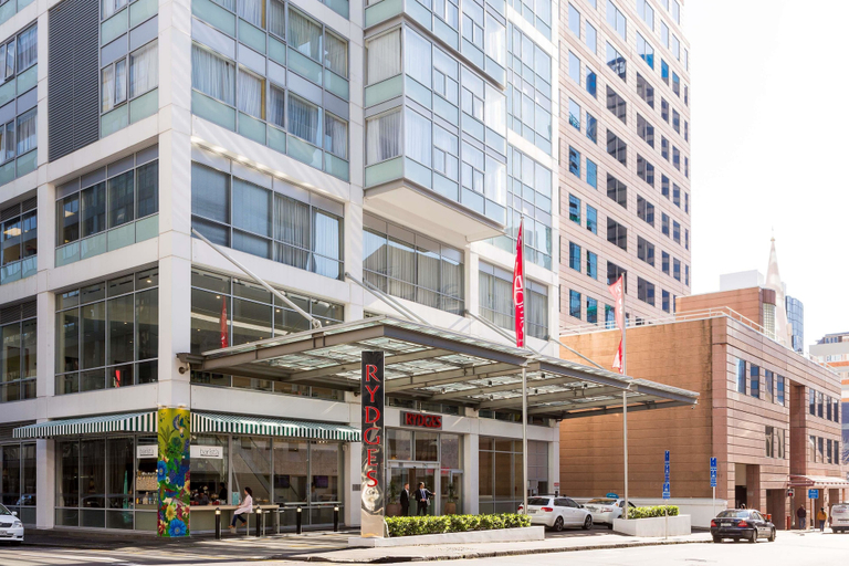 Exterior & Views 2, Rydges Auckland, Waitakere