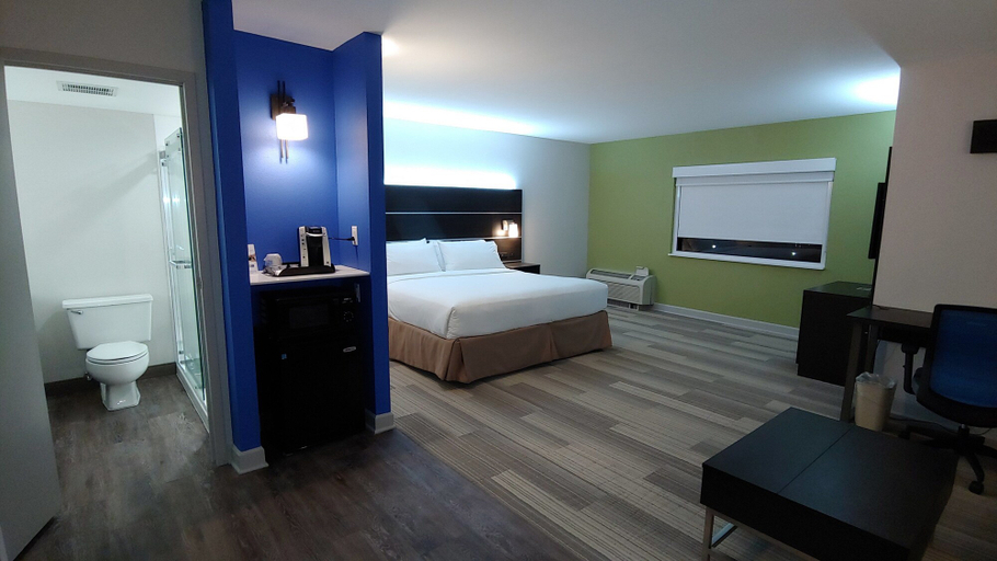 Bedroom 4, Holiday Inn Express ROLLING MDWS-SCHAUMBURG AREA by IHG, Cook