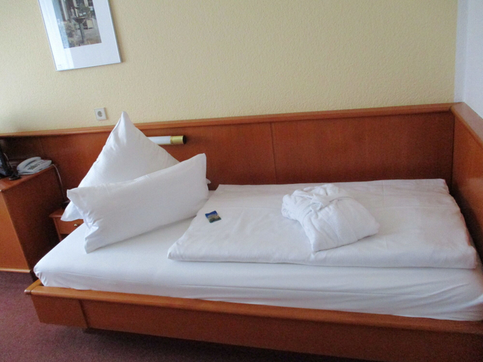 Bedroom 3, BSW - Vitalhotel Weisse Elster, Vogtlandkreis