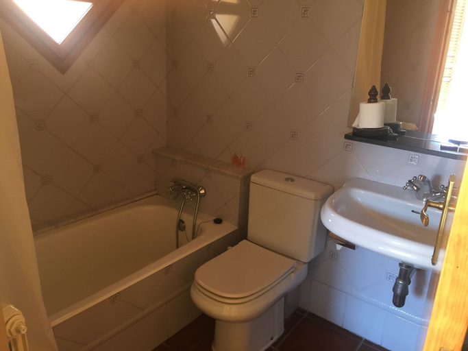 Bathroom 3, Hostal Victor, Lleida