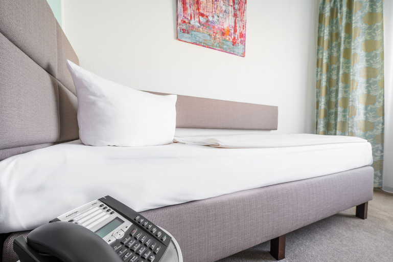 Bedroom 3, Hotel Kaspar, Rhein-Sieg-Kreis