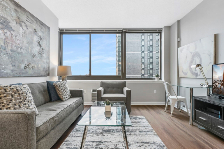 Bluebird Suites near PATH, Hudson