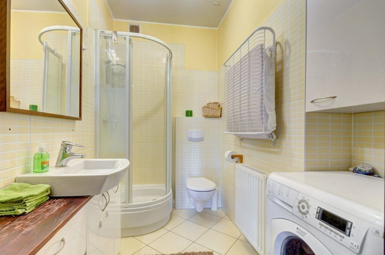 Bathroom, Apartament Karlikowski Mlyn, Sopot