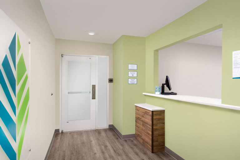 Public Area 2, Woodspring Suites Huntsville Madison, Madison