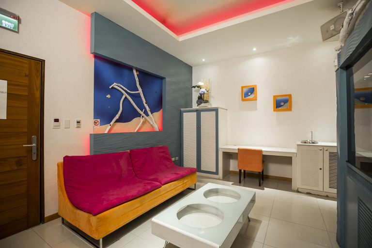 Bedroom 2, MoonArea Business Leisure Motel, Yulin